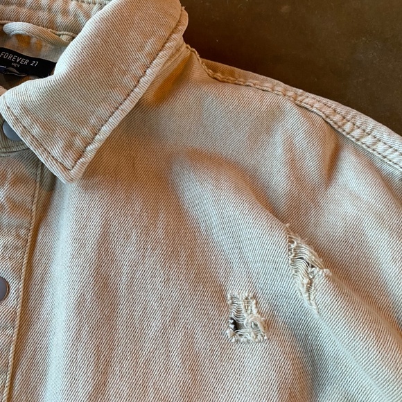 Forever 21 Denim Distressed Ripped Heavyweight Cotton Button Down Shirt - Picture 7 of 9